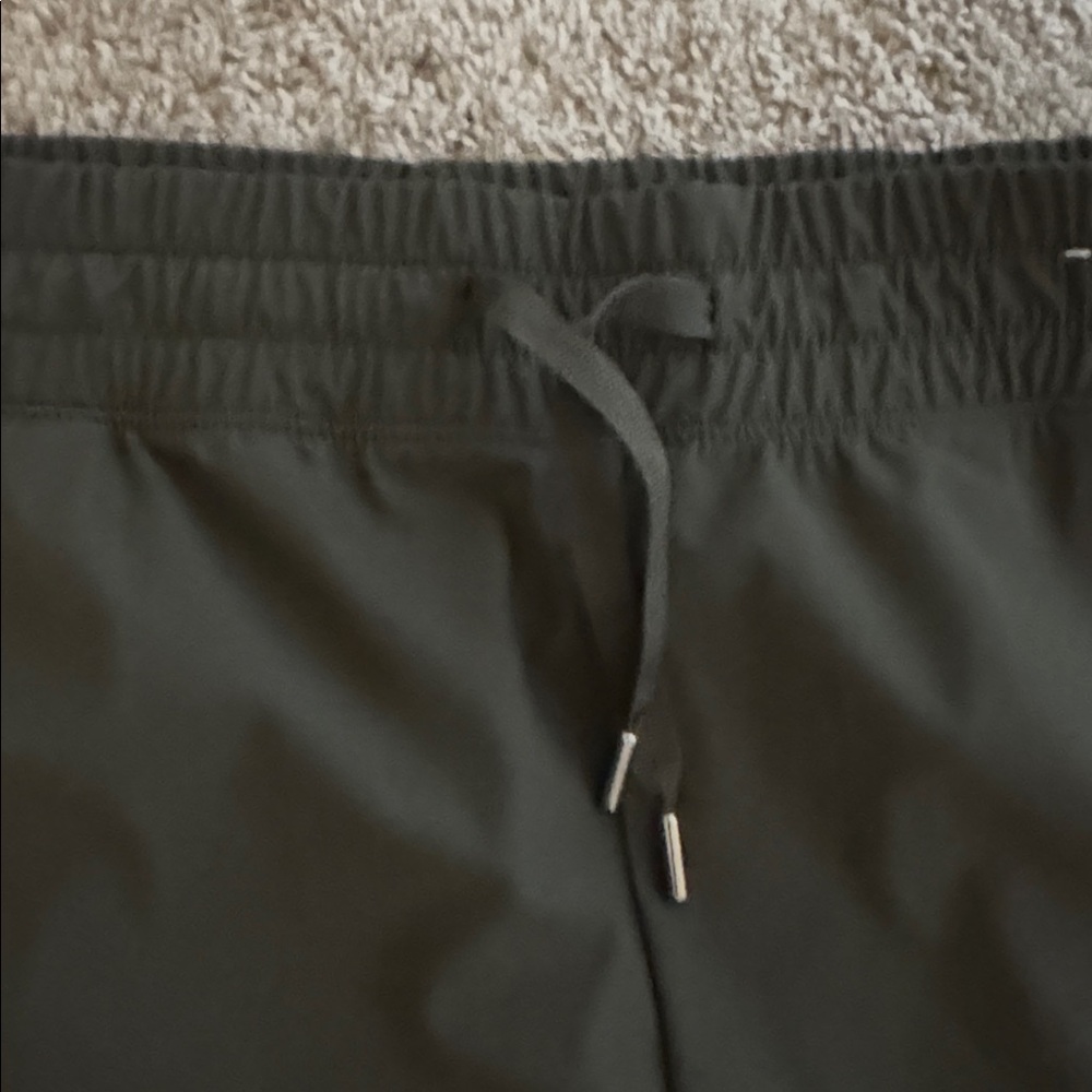 Old Navy NWOT❗️High Waisted Sleek Tech Dark Green Joggers - Picture 3 of 11
